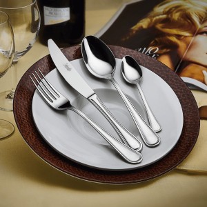 QUEEN POSATE TAVOLA  - 2202999 | Novalberghiera